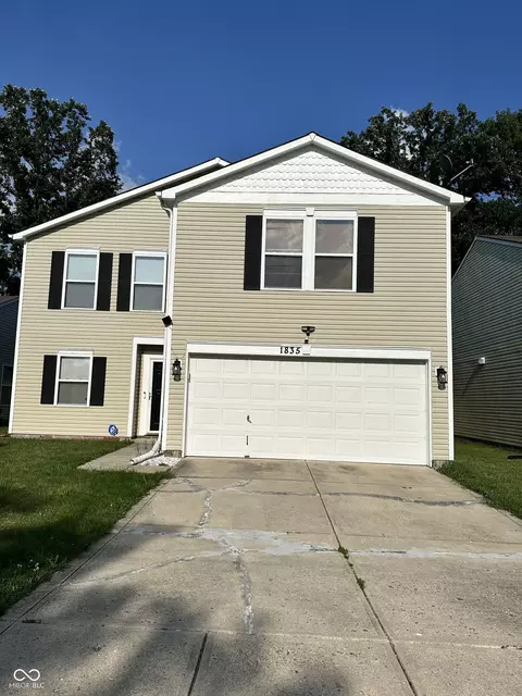 1835 Dutch Elm Dr, Indianapolis, IN 46231