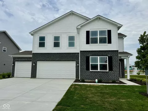 6216 Madera Dr, Whitestown, IN 46075