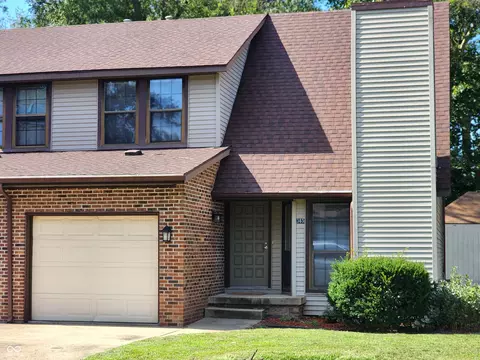 365 White Oak Ln, Terre Haute, IN 47804