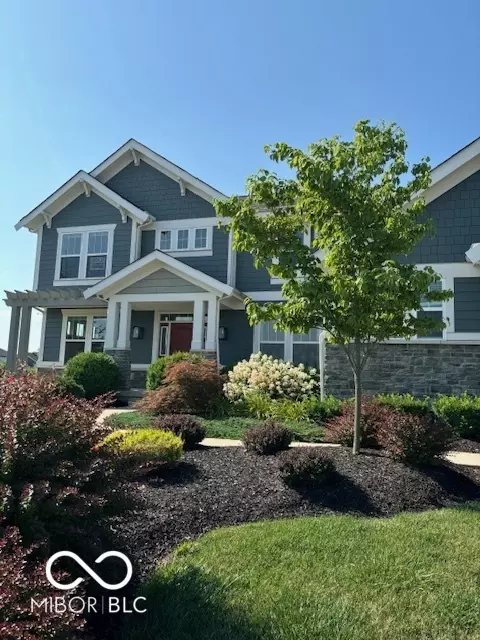 12611 Coastal Pl, Fishers, IN 46037