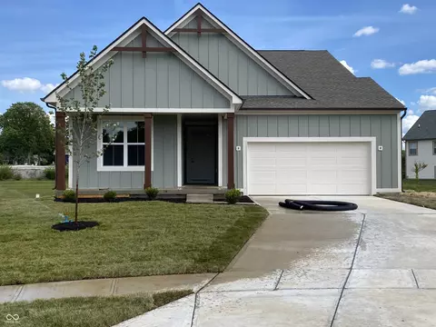211 Bardwell Ct, Indianapolis, IN 46229