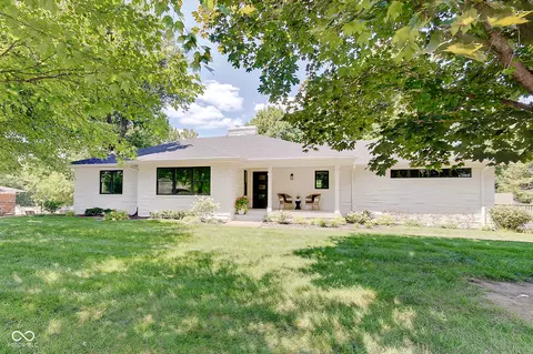 500 Woodland Pl, Greenwood, IN 46142