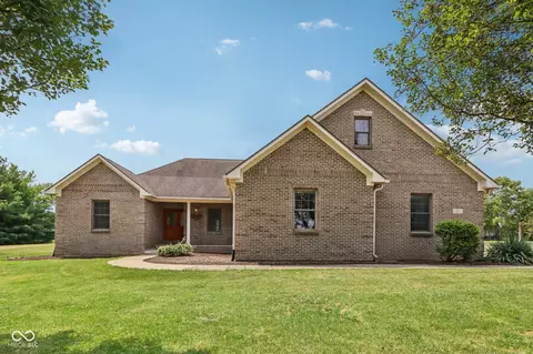 6543 E Watson Rd, Mooresville, IN 46158