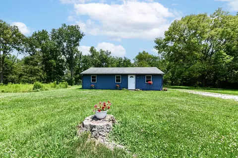 421 W Staat St, Fortville, IN 46040