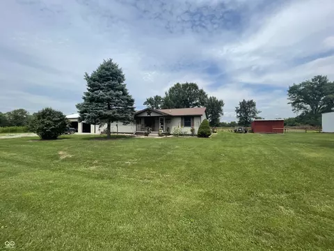2650 W 1st Ave, Clinton, IN 47842