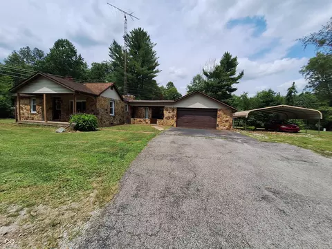12098 St Rd 42, Cloverdale, IN 46120