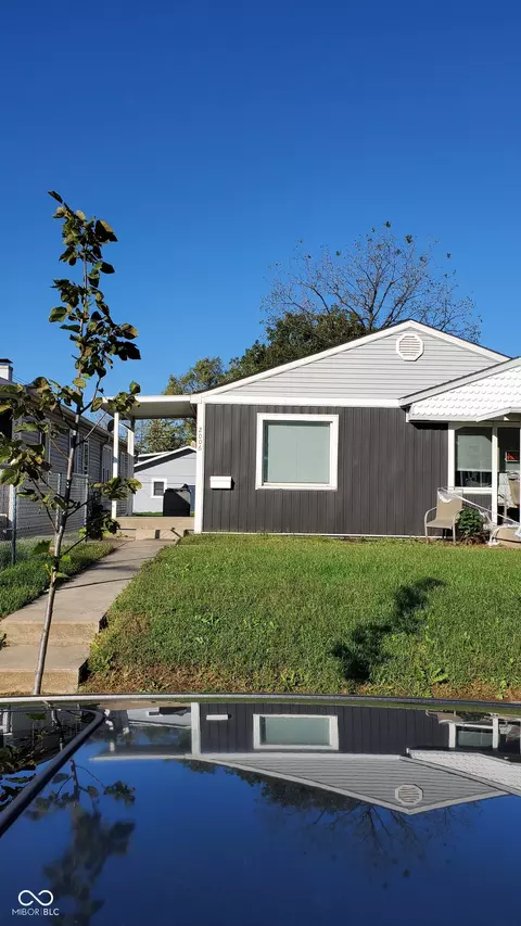 2010 Adams St, Indianapolis, IN 46218
