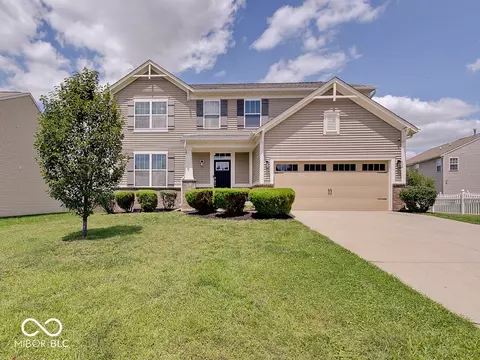 1644 Cascade Dr, Greenwood, IN 46143