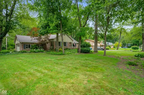 3228 E 69th St, Indianapolis, IN 46220 photo 2