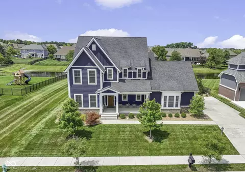 10242 Timberland Dr, Fishers, IN 46040
