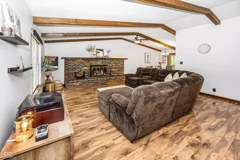 8316 Pointers Ct, Indianapolis, IN 46256 photo 7