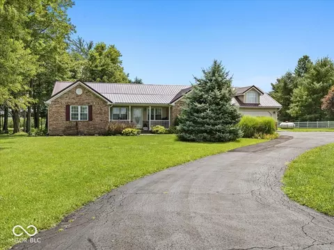 7141 W 100 S, Shelbyville, IN 46176