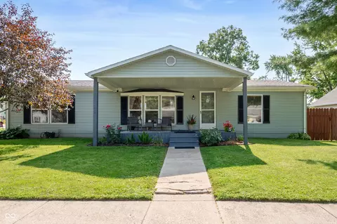 323 N Washington St, Ladoga, IN 47954
