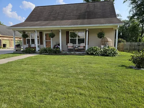 313 Osborne Ave, Pittsboro, IN 46167
