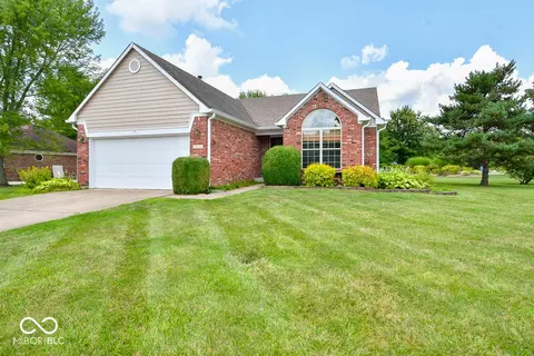 1232 Springfield Dr, Avon, IN 46123