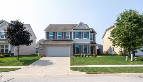 1321 Old Heritage Pl, Greenwood, IN 46143