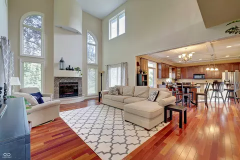 2015 Exeter Ln, Bloomington, IN 47408 photo 3