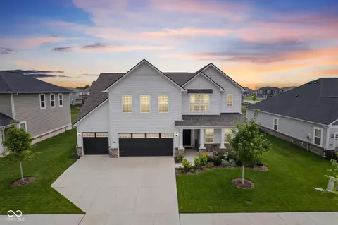 15511 Brees Dr, Westfield, IN 46074
