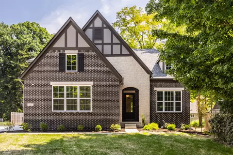 8215 Central Ave, Indianapolis, IN 46240