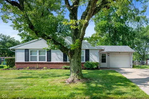 2221 Tamarack Rd, Anderson, IN 46011