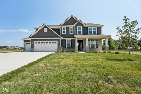 4915 Rosie Blvd, Mccordsville, IN 46055