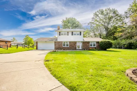 4068 S 300 E, Anderson, IN 46017