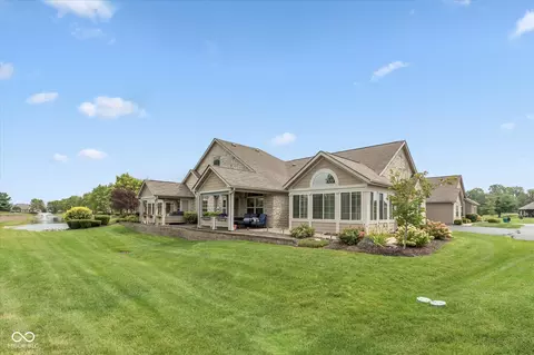 2102 Heather Glen Way, Franklin, IN 46131