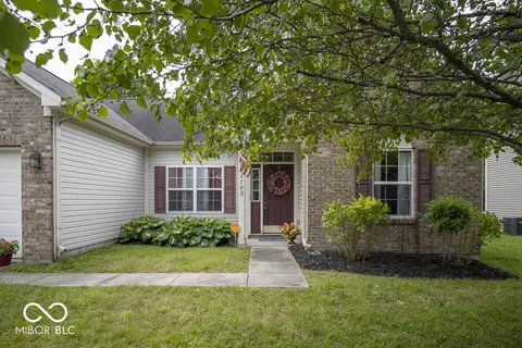 16702 Maraschino Dr, Noblesville, IN 46062