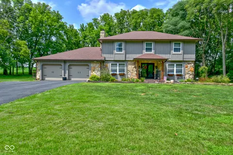 13468 N Hammer Rd, Mooresville, IN 46158