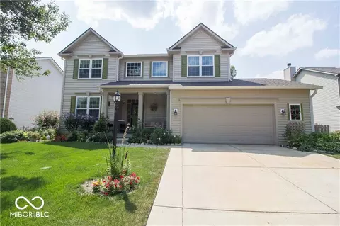 7415 Dunmore Pt, Noblesville, IN 46062