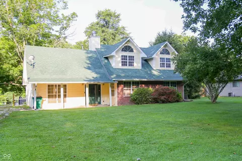 8130 Beech Grove Rd, Martinsville, IN 46151