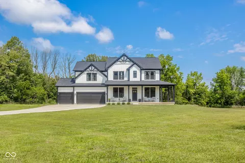 1092 W Fair Oaks Rd, New Castle, IN 47362