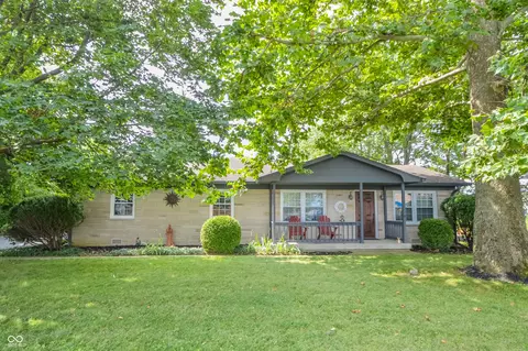 8715 Indian Creek Rd S, Indianapolis, IN 46259
