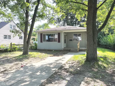 1905 Dequincy St, Indianapolis, IN 46218