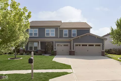15732 Barnard Dr, Noblesville, IN 46062