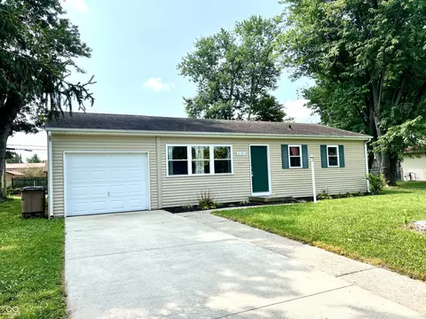 4131 26th St, Columbus, IN 47203