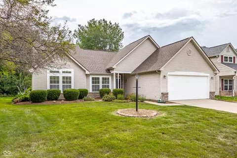 14561 Dublin Dr, Carmel, IN 46033