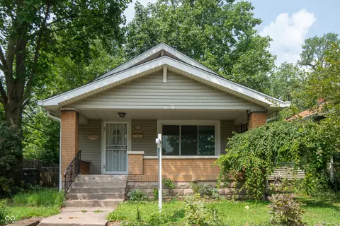 130 S Berry Ave, Indianapolis, IN 46219