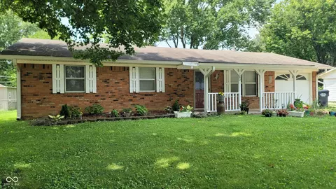 142 Kensington Park Rd, Greenwood, IN 46142