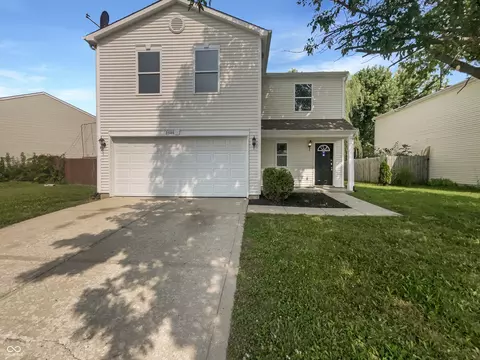 2546 Harvest Moon Dr, Greenwood, IN 46143