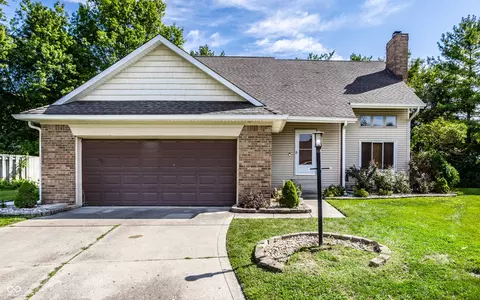 721 Sunglow Cir, Indianapolis, IN 46231