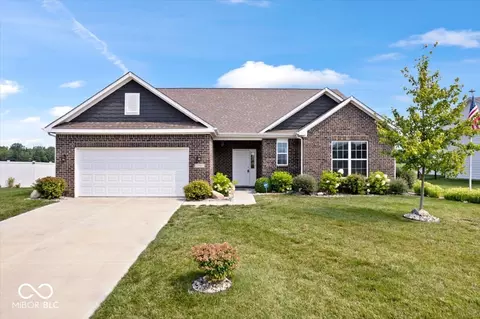 21567 Hanstock Dr, Noblesville, IN 46062