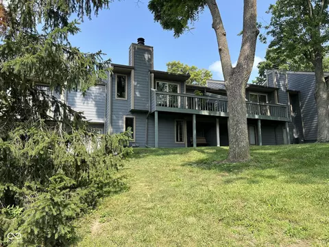 203 Sugarwood Ln, Avon, IN 46123