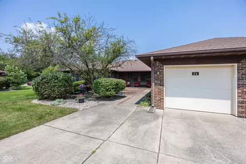 24 Marywood Dr, Greenfield, IN 46140