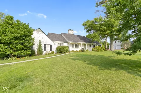 5420 Roxbury Rd, Indianapolis, IN 46226