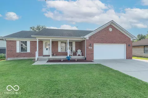 1690 Burton Ln, Martinsville, IN 46151