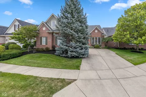 13509 Belford Ct, Carmel, IN 46032