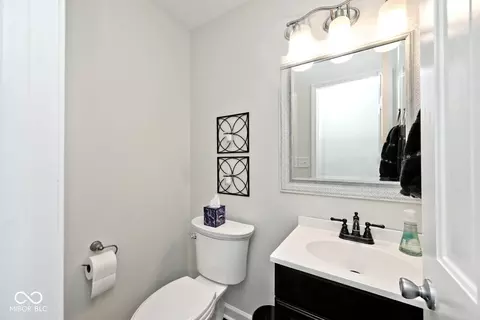 812 Seneff Ct, Plainfield, IN 46168 photo 9