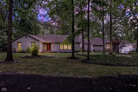 1107 Foxglove Ct, Zionsville, IN 46077