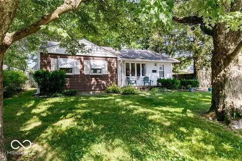 518 Rodney St E, Brownsburg, IN 46112